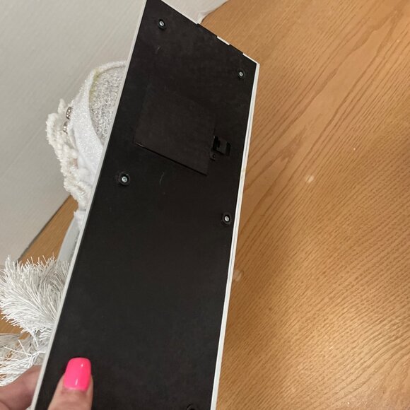 Avon Santa Claus Window Decoration Lighted Winter Christmas Scene Retired 2008 - Picture 6 of 9